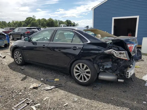 4T1BK1FK4HU582802 2017 TOYOTA CAMRY - Image 2