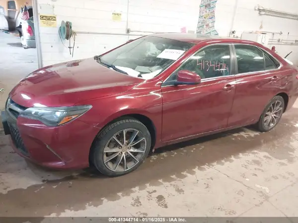4T1BK1FK4HU582816 2017 TOYOTA CAMRY - Image 2