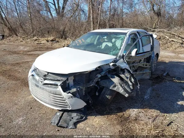 4T1BK1FK4HU583318 2017 TOYOTA CAMRY - Image 2