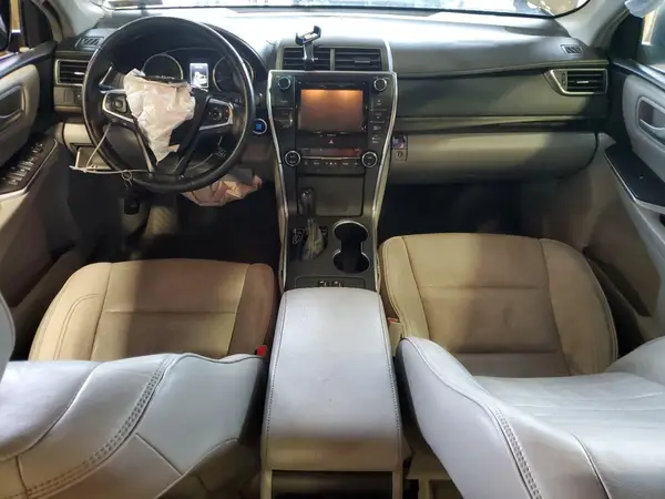 4T1BK1FK5GU570219 2016 TOYOTA CAMRY - Image 8