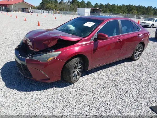 4T1BK1FK5GU572827 2016 TOYOTA CAMRY - Image 2