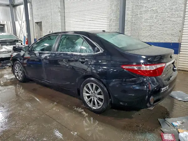 4T1BK1FK5GU573895 2016 TOYOTA CAMRY - Image 2