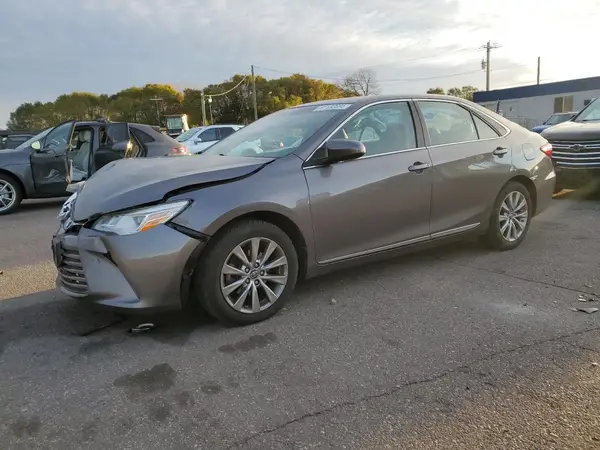4T1BK1FK5GU574321 2016 TOYOTA CAMRY - Image 1