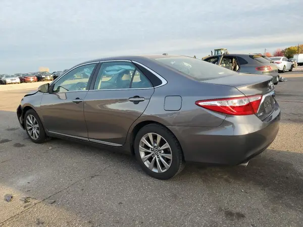4T1BK1FK5GU574321 2016 TOYOTA CAMRY - Image 2