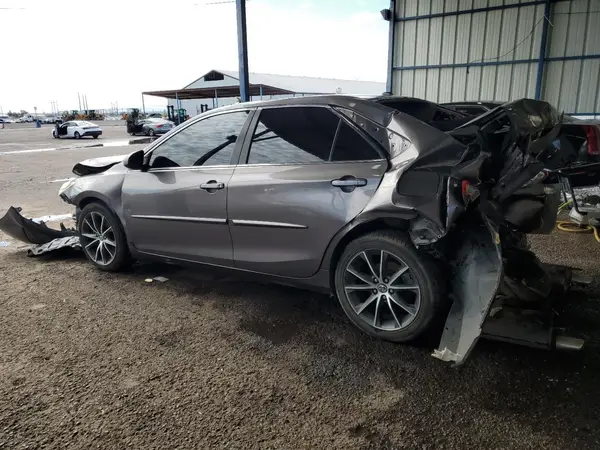 4T1BK1FK5HU031620 2017 TOYOTA CAMRY - Image 2