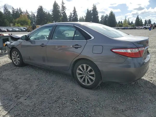 4T1BK1FK5HU582422 2017 TOYOTA CAMRY - Image 2