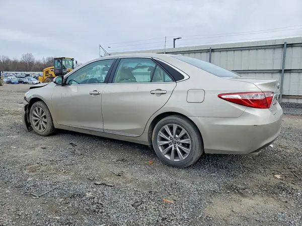 4T1BK1FK5HU583117 2017 TOYOTA CAMRY - Image 2