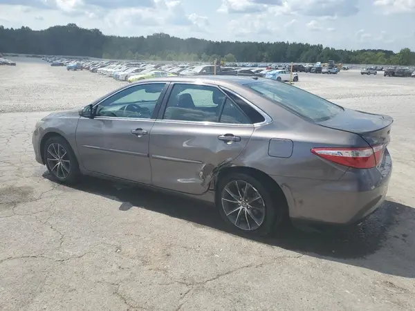 4T1BK1FK5HU583330 2017 TOYOTA CAMRY - Image 2