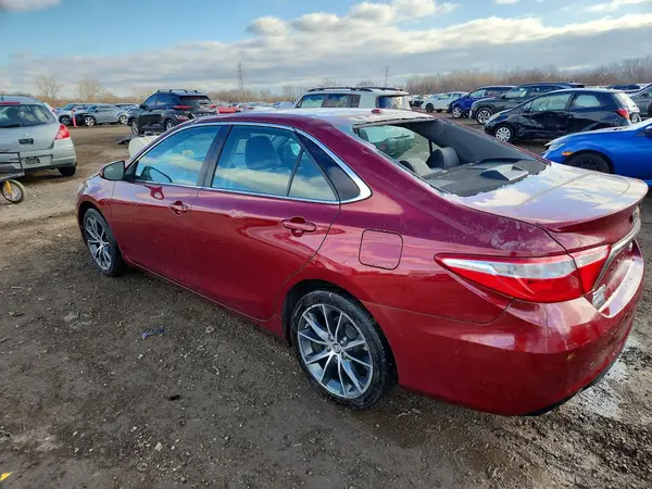 4T1BK1FK6GU572626 2016 TOYOTA CAMRY - Image 2
