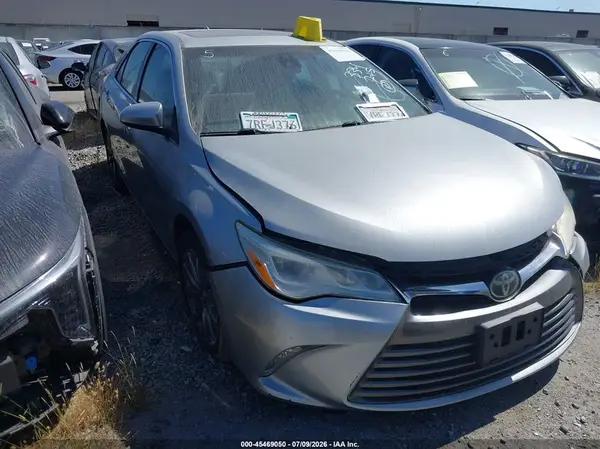 4T1BK1FK6GU572867 2016 TOYOTA CAMRY - Image 1