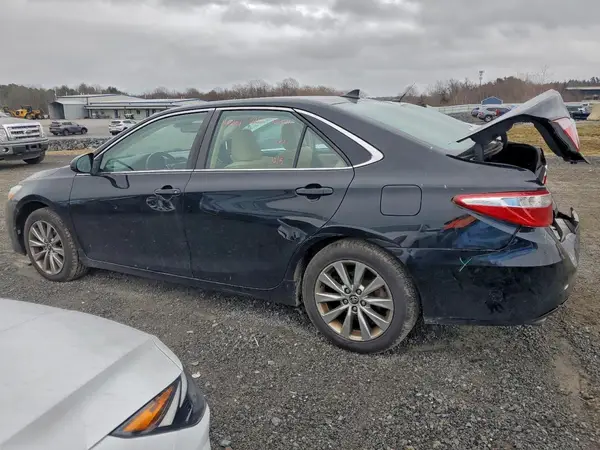 4T1BK1FK6GU574067 2016 TOYOTA CAMRY - Image 2