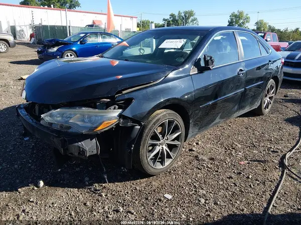 4T1BK1FK6GU574568 2016 TOYOTA CAMRY - Image 2