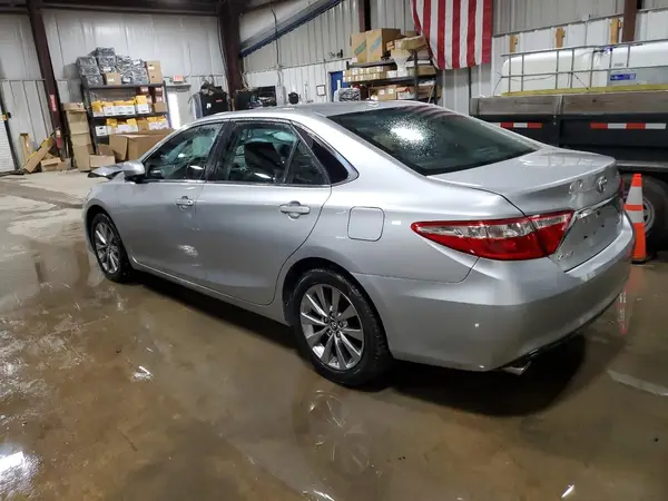4T1BK1FK6GU574716 2016 TOYOTA CAMRY - Image 2