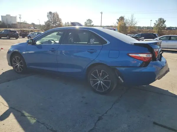 4T1BK1FK6HU577682 2017 TOYOTA CAMRY - Image 2
