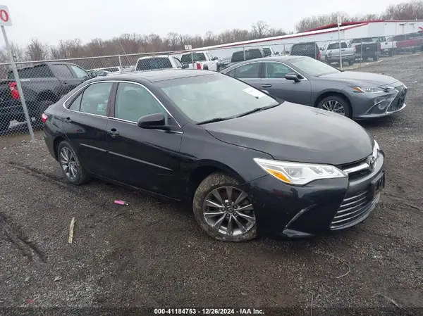 4T1BK1FK6HU579531 2017 TOYOTA CAMRY - Image 1