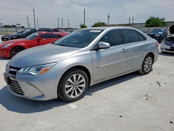 4T1BK1FK6HU580582 2017 TOYOTA CAMRY - Image 1