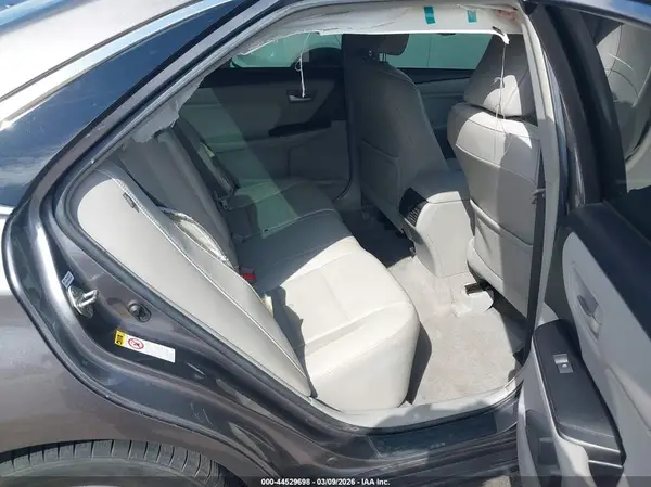 4T1BK1FK6HU580646 2017 TOYOTA CAMRY - Image 8