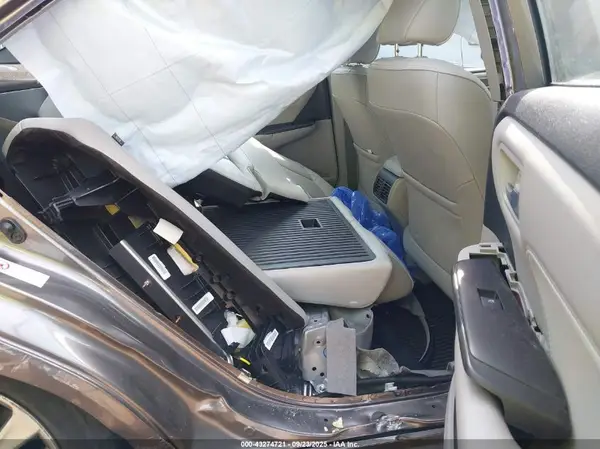 4T1BK1FK6HU583269 2017 TOYOTA CAMRY - Image 8