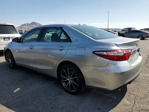 4T1BK1FK6HU584292 2017 TOYOTA CAMRY - Image 2