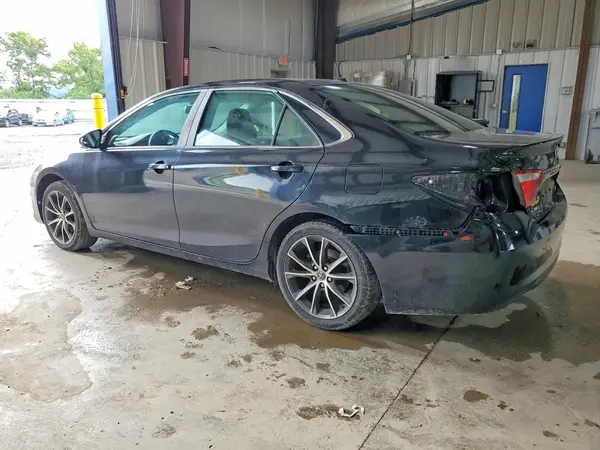 4T1BK1FK7GU569394 2016 TOYOTA CAMRY - Image 2
