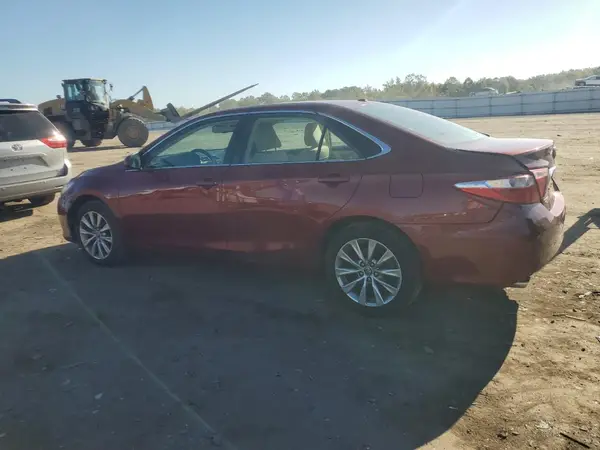 4T1BK1FK7GU569699 2016 TOYOTA CAMRY - Image 2