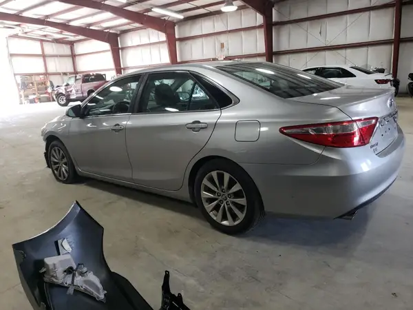 4T1BK1FK7GU570089 2016 TOYOTA CAMRY - Image 2