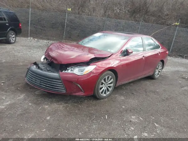 4T1BK1FK7GU571937 2016 TOYOTA CAMRY - Image 2