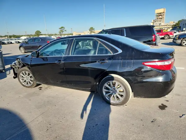 4T1BK1FK7GU573042 2016 TOYOTA CAMRY - Image 2