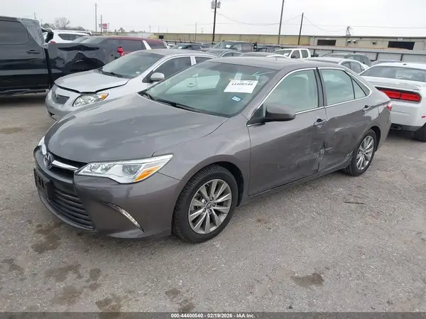 4T1BK1FK7GU574224 2016 TOYOTA CAMRY - Image 2