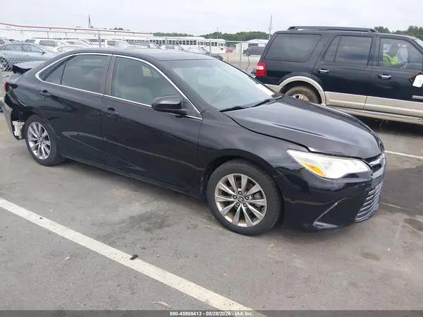 4T1BK1FK7HU031344 2017 TOYOTA CAMRY - Image 1