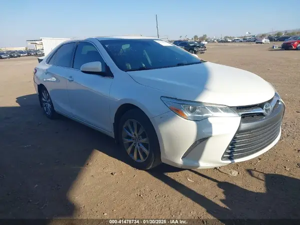 4T1BK1FK7HU578825 2017 TOYOTA CAMRY - Image 1