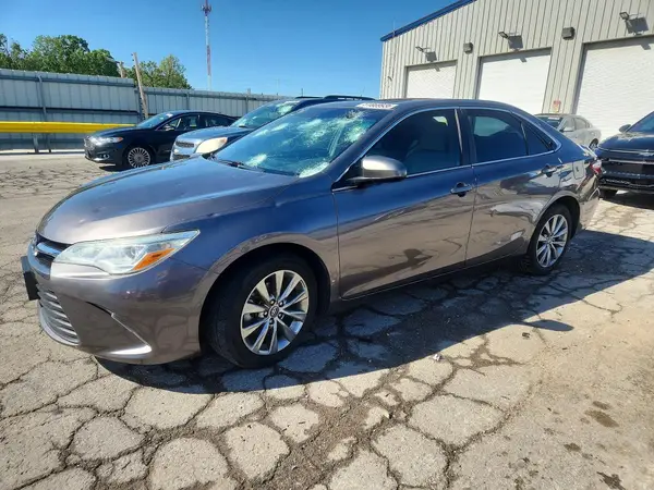 4T1BK1FK7HU580557 2017 TOYOTA CAMRY - Image 1