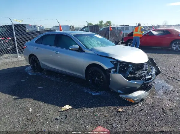 4T1BK1FK8GU570442 2016 TOYOTA CAMRY - Image 1