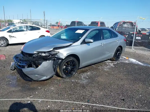 4T1BK1FK8GU570442 2016 TOYOTA CAMRY - Image 2