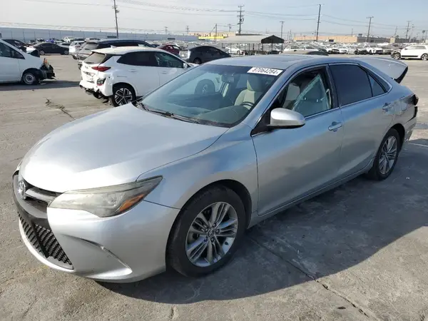 4T1BK1FK8GU570750 2016 TOYOTA CAMRY - Image 1