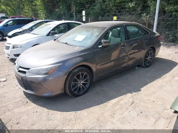 4T1BK1FK8GU574734 2016 TOYOTA CAMRY - Image 2