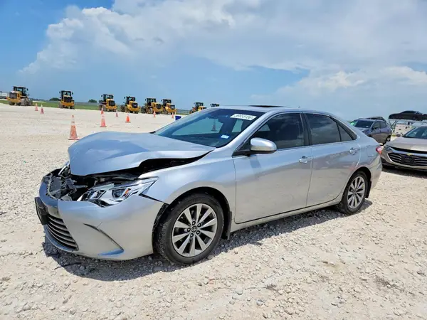 4T1BK1FK8GU575186 2016 TOYOTA CAMRY - Image 1