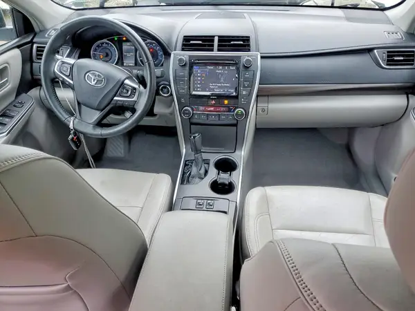 4T1BK1FK8GU575737 2016 TOYOTA CAMRY - Image 8