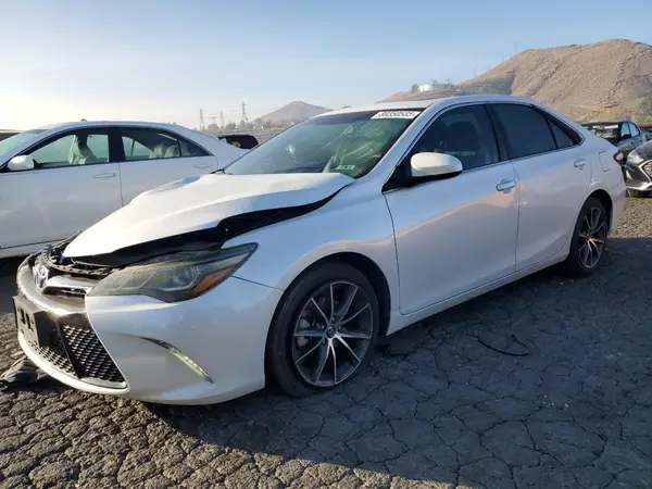 4T1BK1FK8GU575799 2016 TOYOTA CAMRY - Image 1