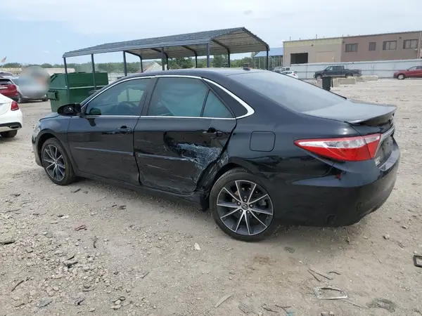 4T1BK1FK8GU576631 2016 TOYOTA CAMRY - Image 2