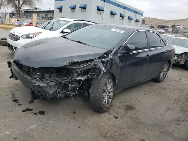 4T1BK1FK8HU031966 2017 TOYOTA CAMRY - Image 1