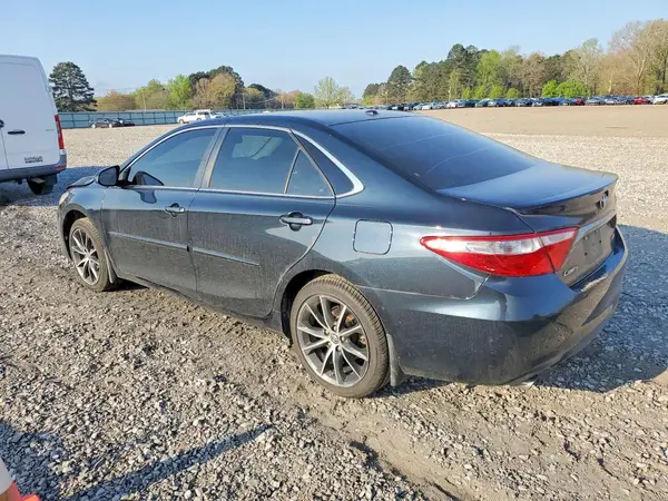 4T1BK1FK8HU584052 2017 TOYOTA CAMRY - Image 2