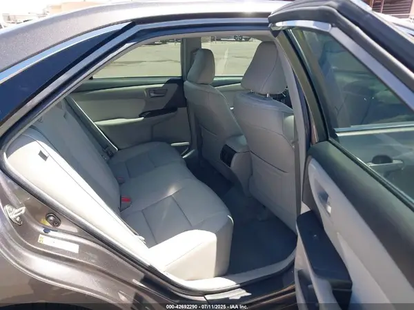 4T1BK1FK8HU584942 2017 TOYOTA CAMRY - Image 8