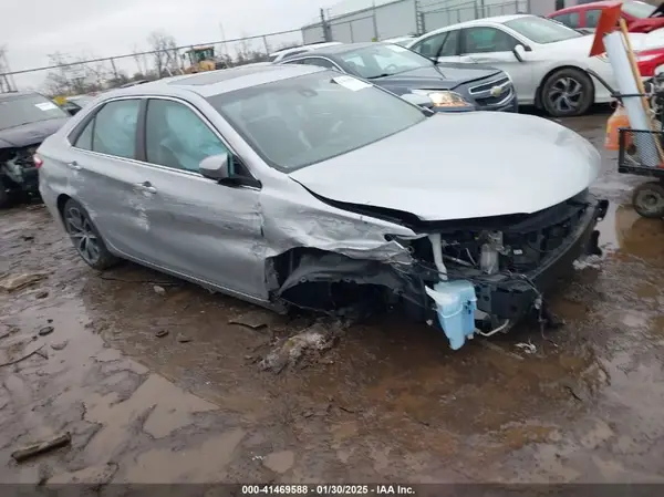 4T1BK1FK9GU569347 2016 TOYOTA CAMRY - Image 1