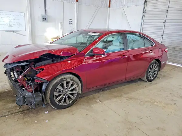 4T1BK1FK9GU570451 2016 TOYOTA CAMRY - Image 1
