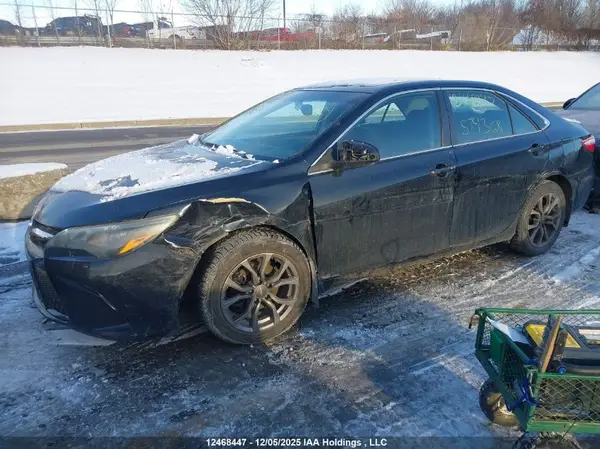 4T1BK1FK9GU574368 2016 TOYOTA CAMRY - Image 2