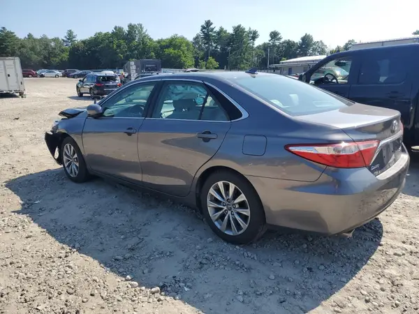 4T1BK1FK9HU577613 2017 TOYOTA CAMRY - Image 2