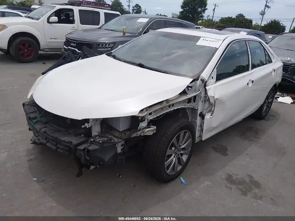 4T1BK1FK9HU577966 2017 TOYOTA CAMRY - Image 2