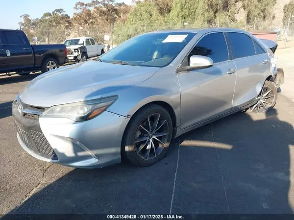 4T1BK1FK9HU580740 2017 TOYOTA CAMRY - Image 2