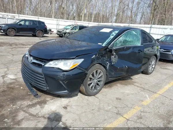 4T1BK1FKXGU573147 2016 TOYOTA CAMRY - Image 2